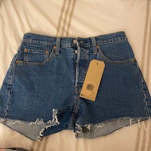 Brand New Levi’s Shorts!